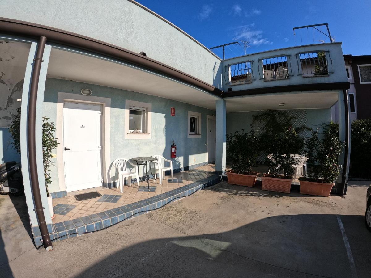 Albergo La Caravella Staranzano Exterior photo